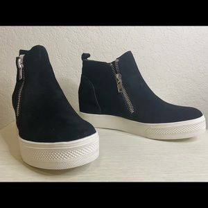Steve Madden wedgie sneakers